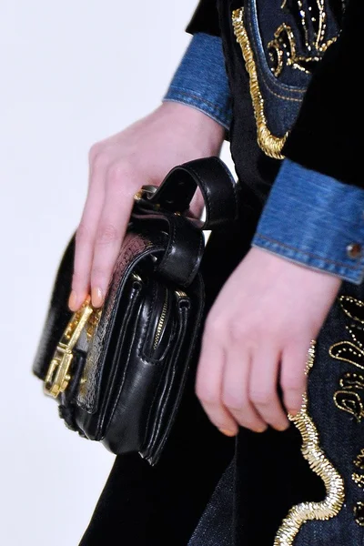Look 37